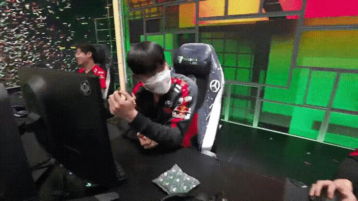 飞蝗石怎么获得，飞蝗石怎么练？