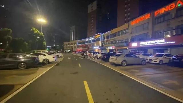 网络地摊文学，地摊文学四大吹？